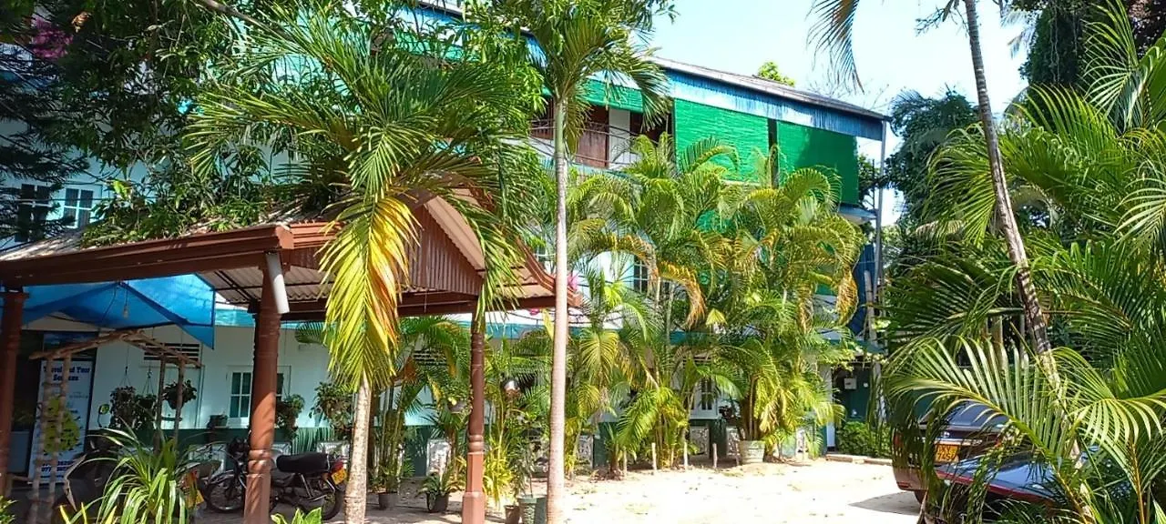 Shady Transit Hotel Katunayake Hostel
