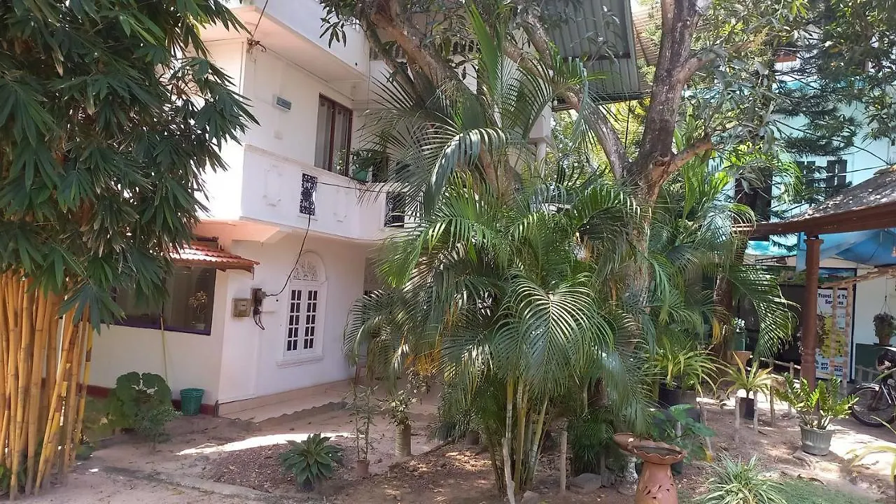 Shady Transit Hotel Katunayake