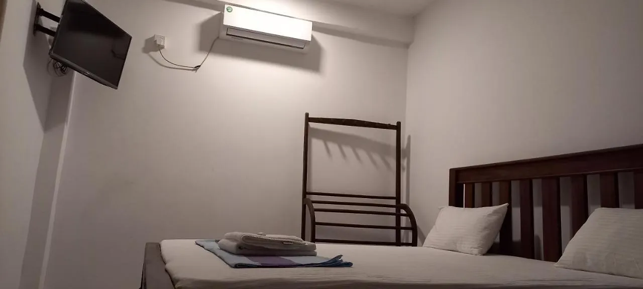Hostel Shady Transit Hotel Katunayake