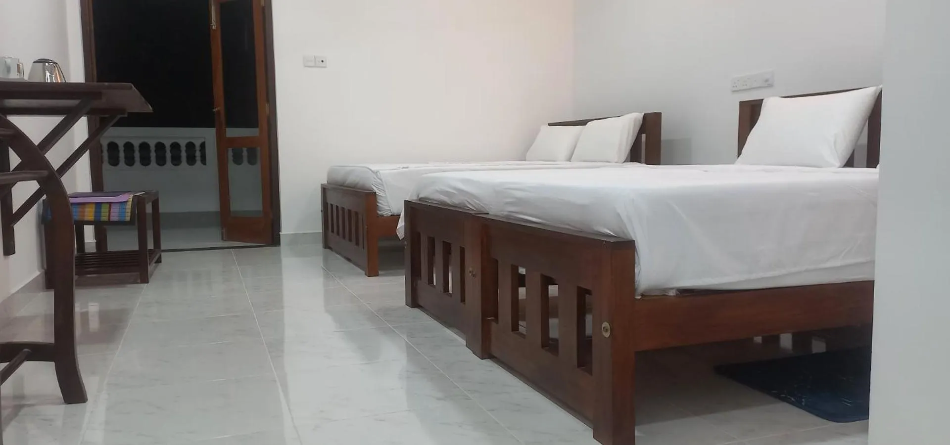 Hostel Shady Transit Hotel Katunayake