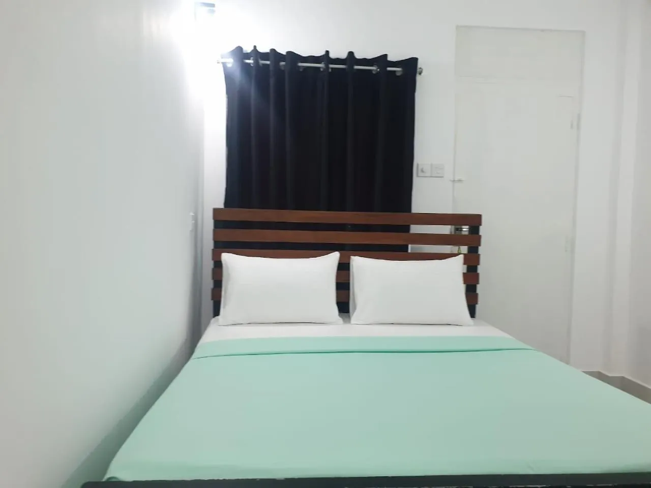 Hostel Shady Transit Hotel Katunayake Sri Lanka